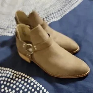 Nordstrom Brass Plum Shoes Nordstrom Brass Plum Bootie Poshmark